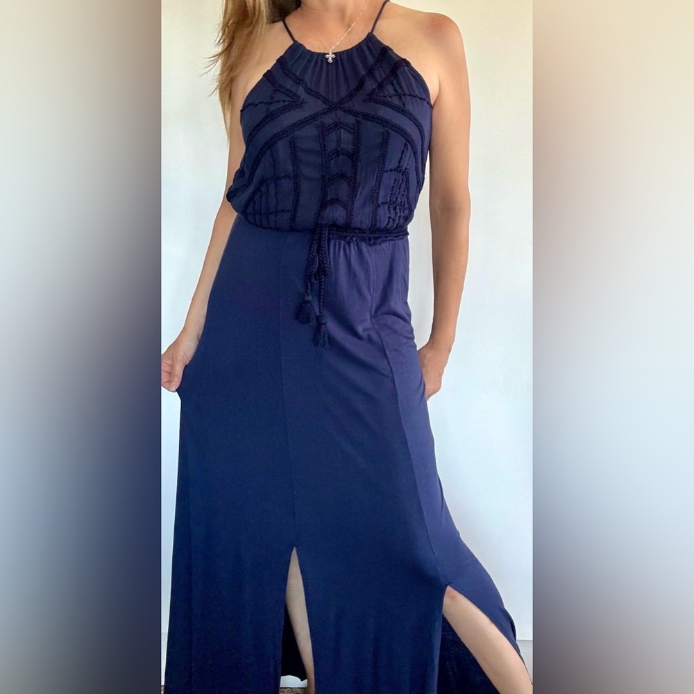𝅺lucky Brand Embroidered halter navy maxi dress